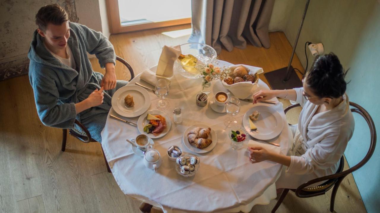Roessl Bianco B&B&B Мерано Екстериор снимка